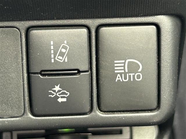 Toyota AQUA 2016 7593200-1