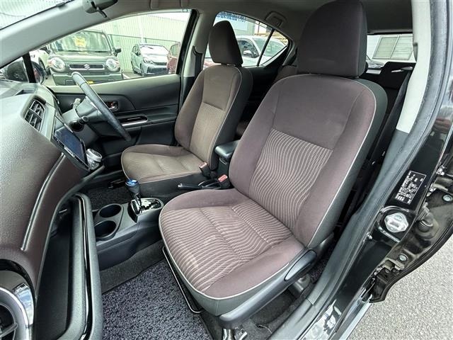 Toyota AQUA 2016 7593200-8