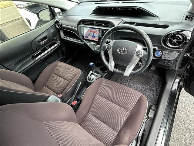 Toyota AQUA 2016 7593200-9