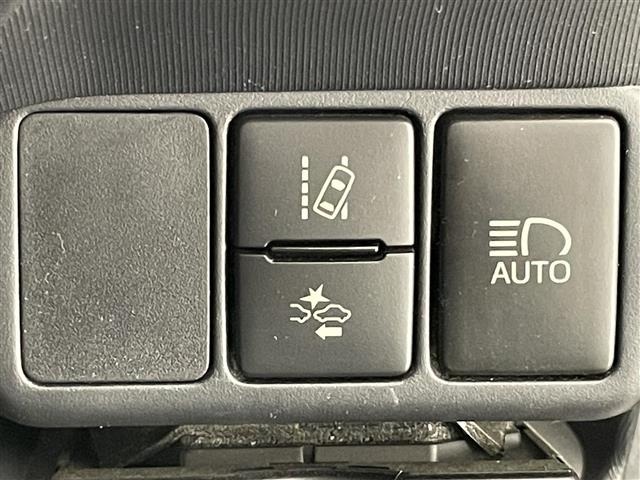 Toyota AQUA 2016 7593201-19