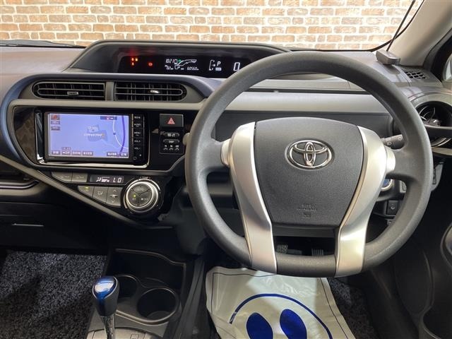 Toyota AQUA 2015 7593208-13