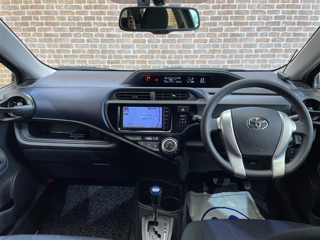 Toyota AQUA 2015 7593208-14