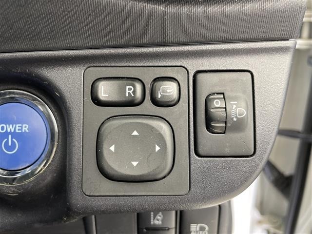 Toyota AQUA 2018 7593221-11