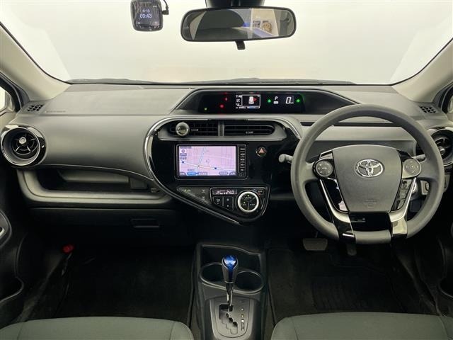 Toyota AQUA 2018 7593221-14