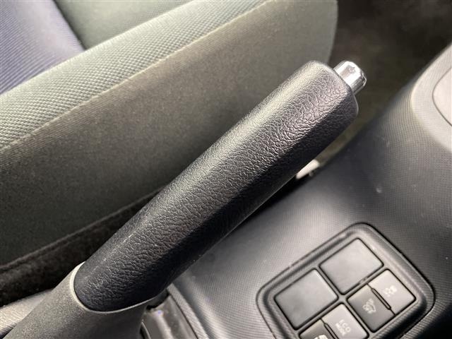 Toyota AQUA 2018 7593221-2