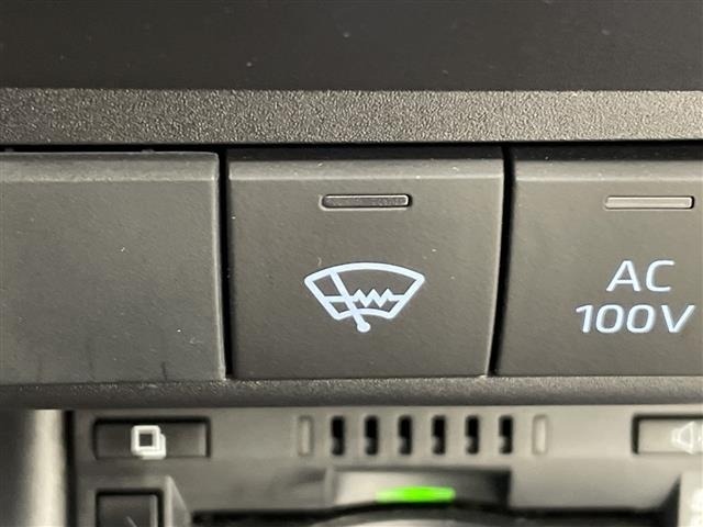 Toyota AQUA 2023 7593223-7