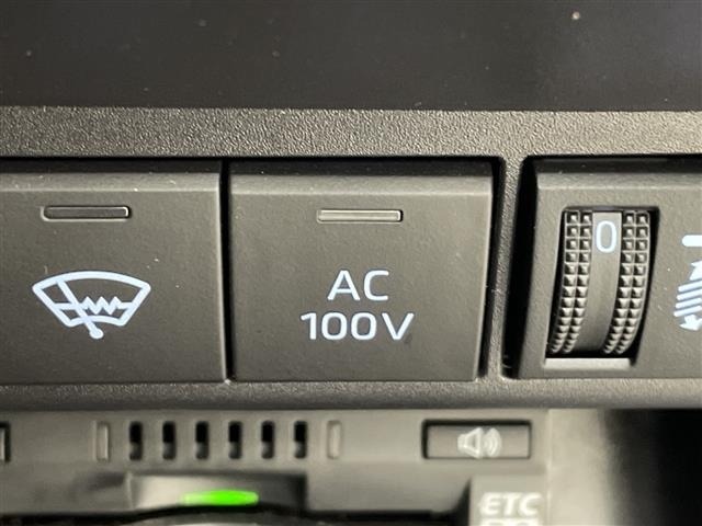 Toyota AQUA 2023 7593223-8