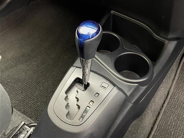 Toyota AQUA 2015 7593226-11