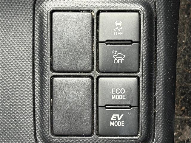 Toyota AQUA 2015 7593231-1