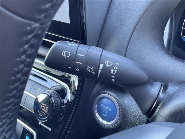 Toyota AQUA 2022 7593240-11