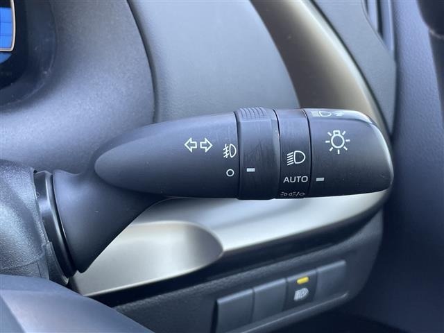 Toyota AQUA 2022 7593240-12