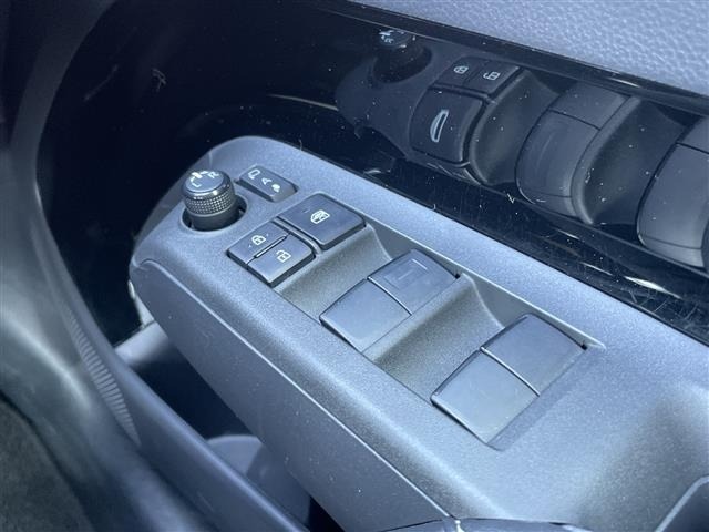 Toyota AQUA 2022 7593240-2