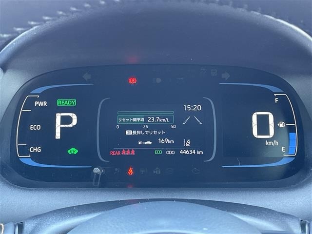 Toyota AQUA 2022 7593240-7