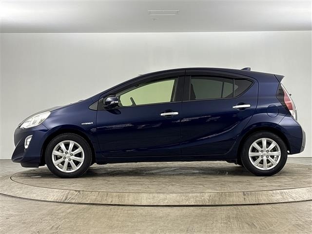 Toyota AQUA 2017 7593241-12