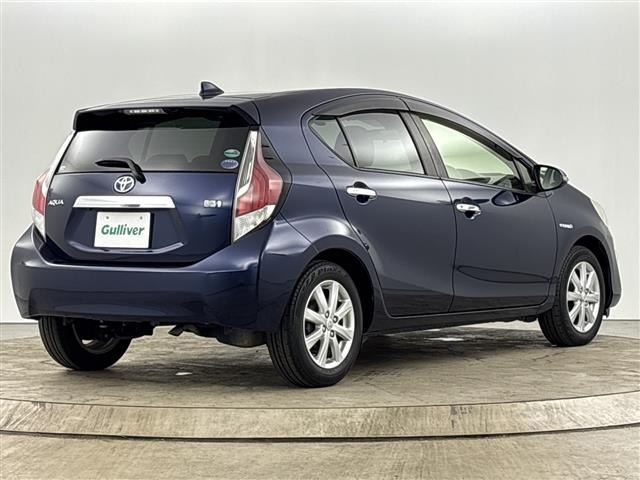 Toyota AQUA 2017 7593241-2