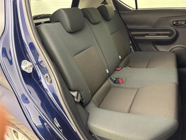 Toyota AQUA 2017 7593241-7