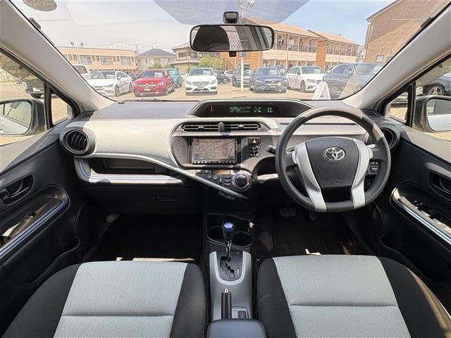 Toyota AQUA 2013 7593244-15