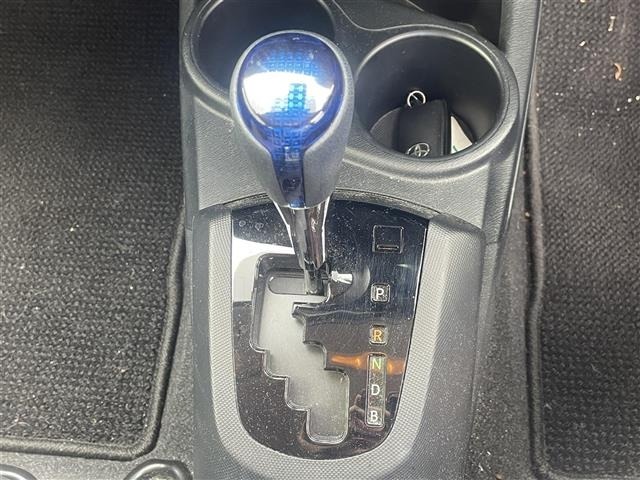 Toyota AQUA 2016 7593245-9