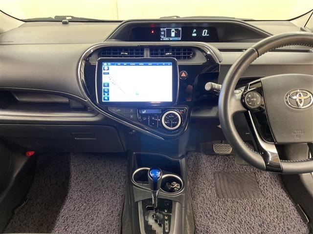 Toyota AQUA 2018 7593250-12