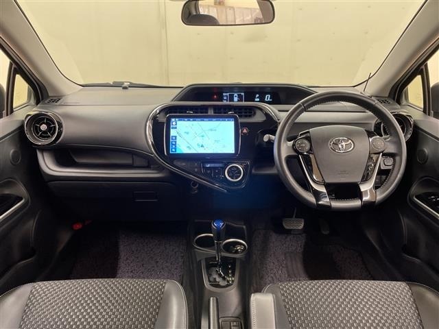 Toyota AQUA 2018 7593250-14