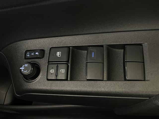 Toyota AQUA 2021 7593263-12