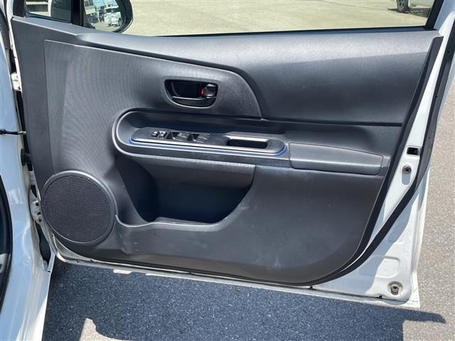Toyota AQUA 2015 7593265-21