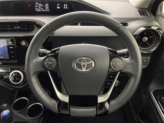 Toyota AQUA 2017 7593279-6