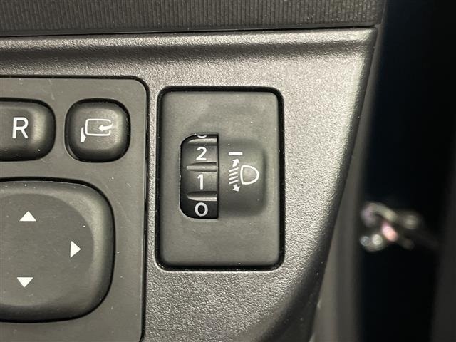 Toyota AQUA 2017 7593279-7