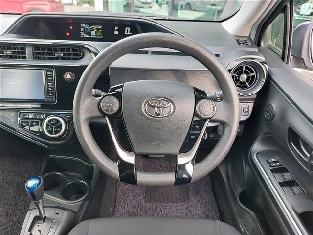 Toyota AQUA 2018 7593281-13