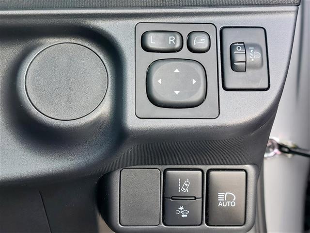 Toyota AQUA 2018 7593281-19