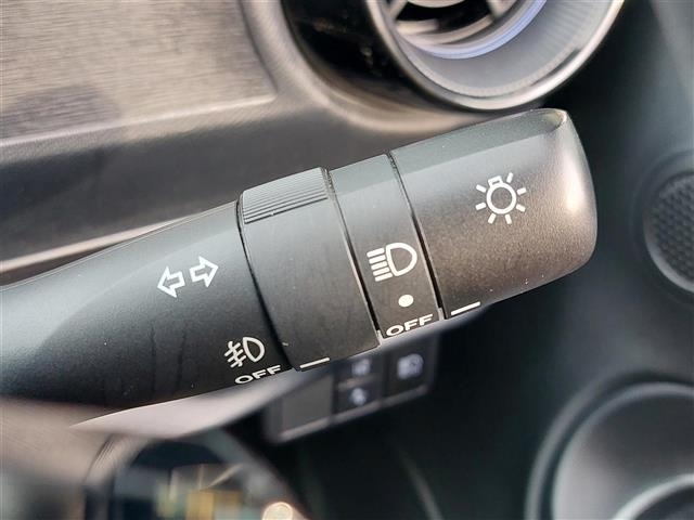 Toyota AQUA 2018 7593281-2