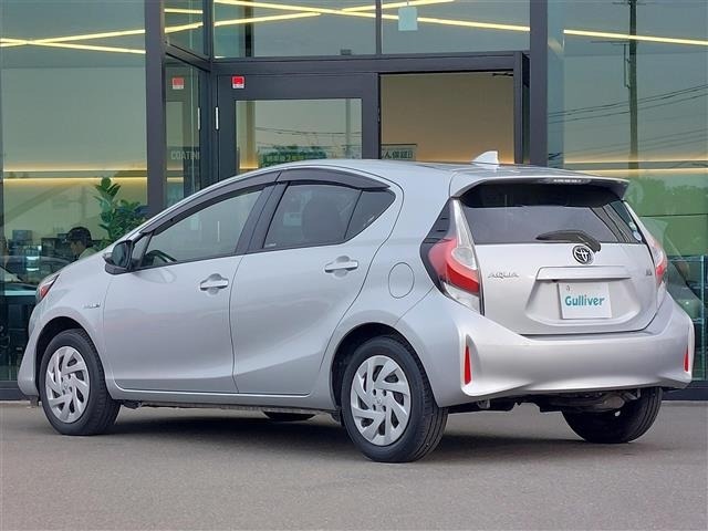 Toyota AQUA 2018 7593281-22