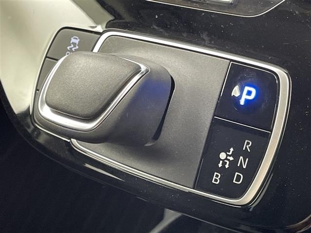 Toyota AQUA 2023 7593282-20