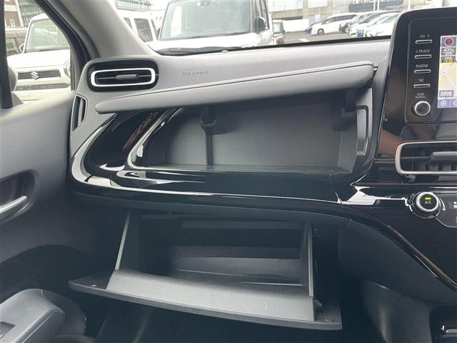 Toyota AQUA 2023 7593285-12