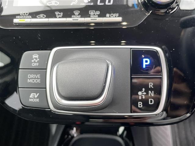 Toyota AQUA 2023 7593285-8