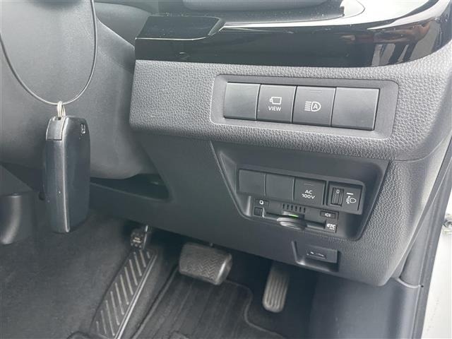 Toyota AQUA 2023 7593285-9