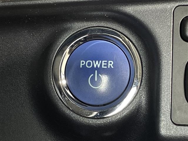 Toyota AQUA 2017 7593289-10