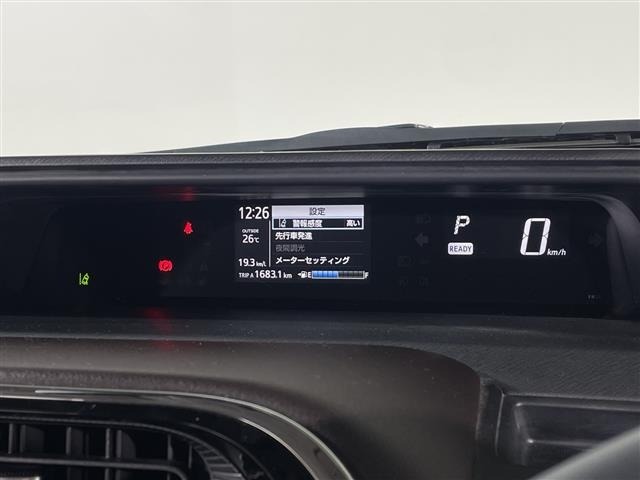 Toyota AQUA 2017 7593289-7