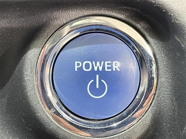 Toyota AQUA 2019 7593290-7