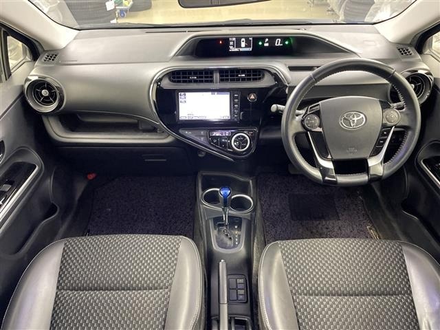 Toyota AQUA 2017 7593292-14