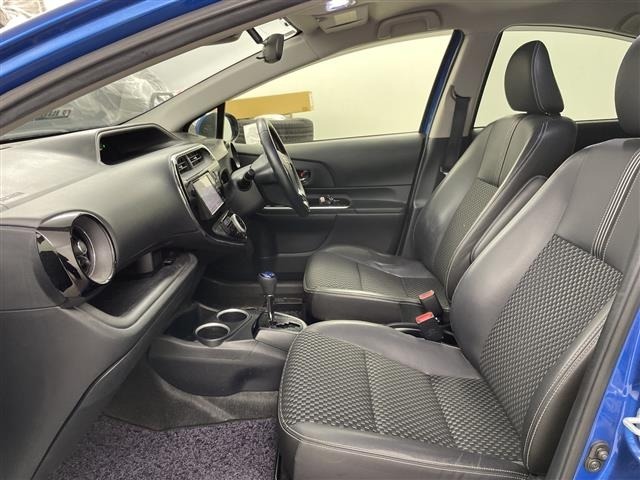 Toyota AQUA 2017 7593292-6