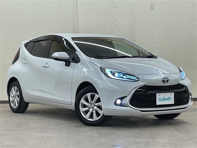 Toyota AQUA 2023 7593294-0