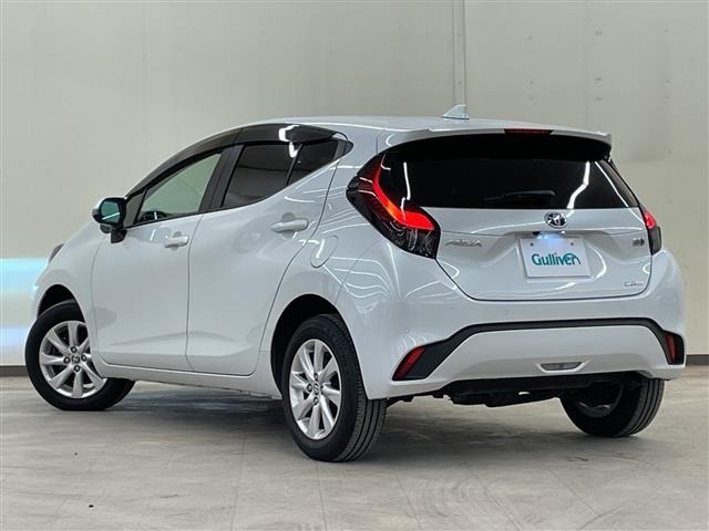 Toyota AQUA 2023 7593294-13