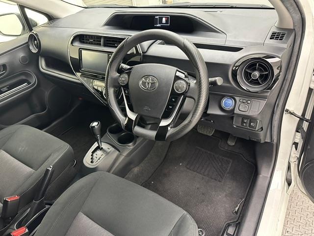 Toyota AQUA 2021 7593302-23