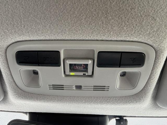 Toyota AQUA 2023 7593303-19
