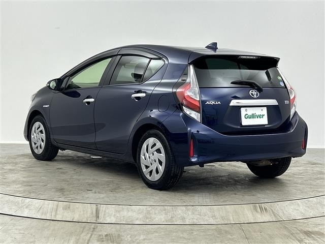 Toyota AQUA 2019 7593304-4