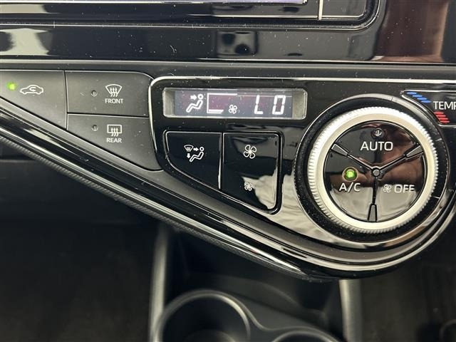 Toyota AQUA 2019 7593304-9