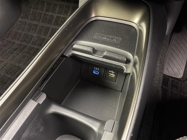 Toyota AQUA 2021 7593305-3