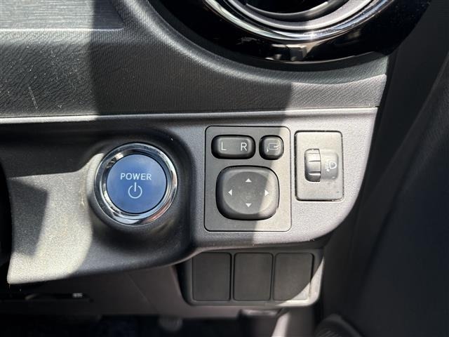 Toyota AQUA 2016 7593323-11