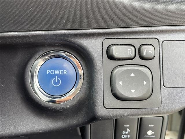 Toyota AQUA 2015 7593342-9